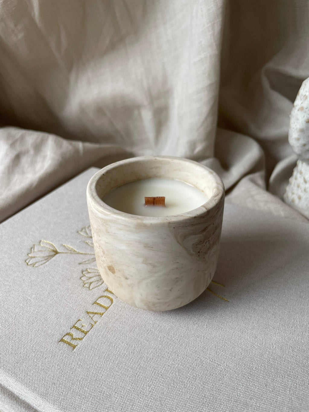 Sweet Violet & Neroli Candle