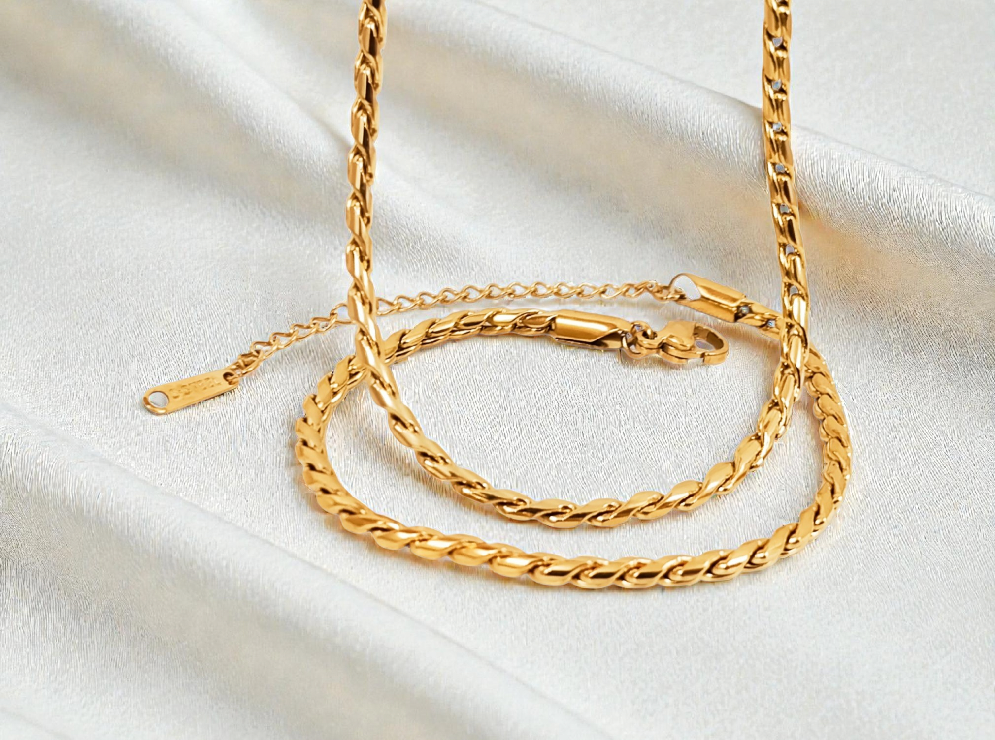Jewelry set necklace and bracelet stainless steel 18K gold plated PVD