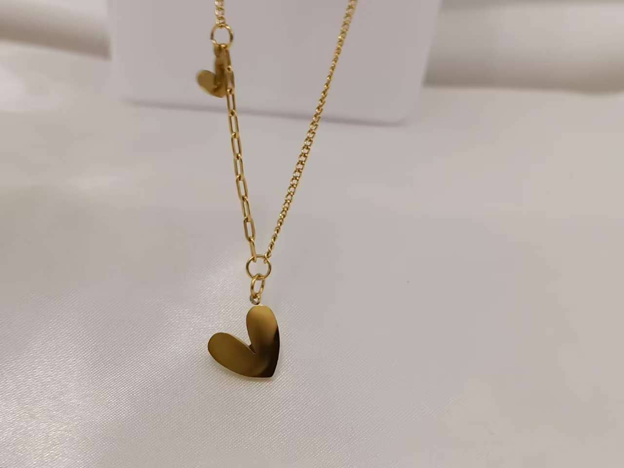 Double heart necklace with mother-of-pearl, stainless steel, 18K gold plated