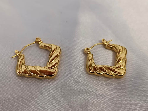 Braided hoop earrings in 18K gold-plated stainless steel