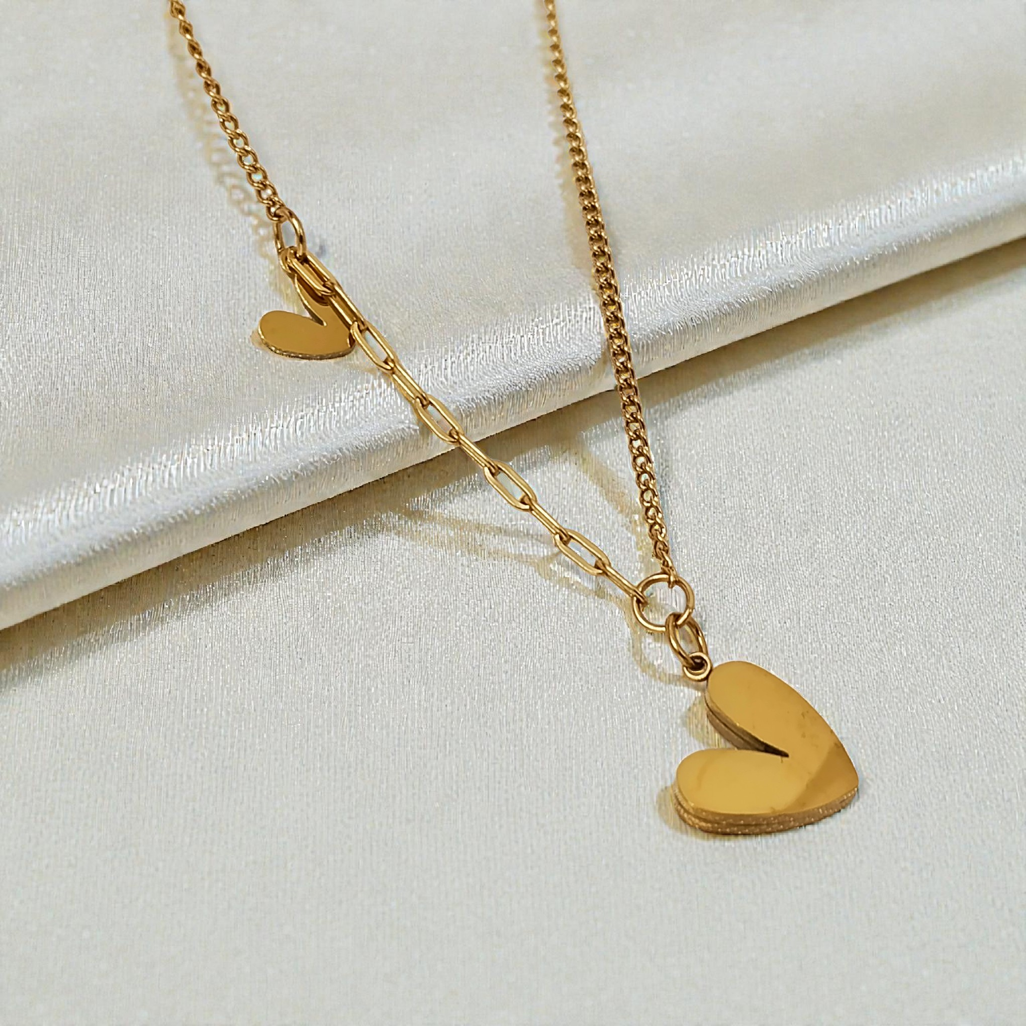 Double heart necklace with mother-of-pearl, stainless steel, 18K gold plated