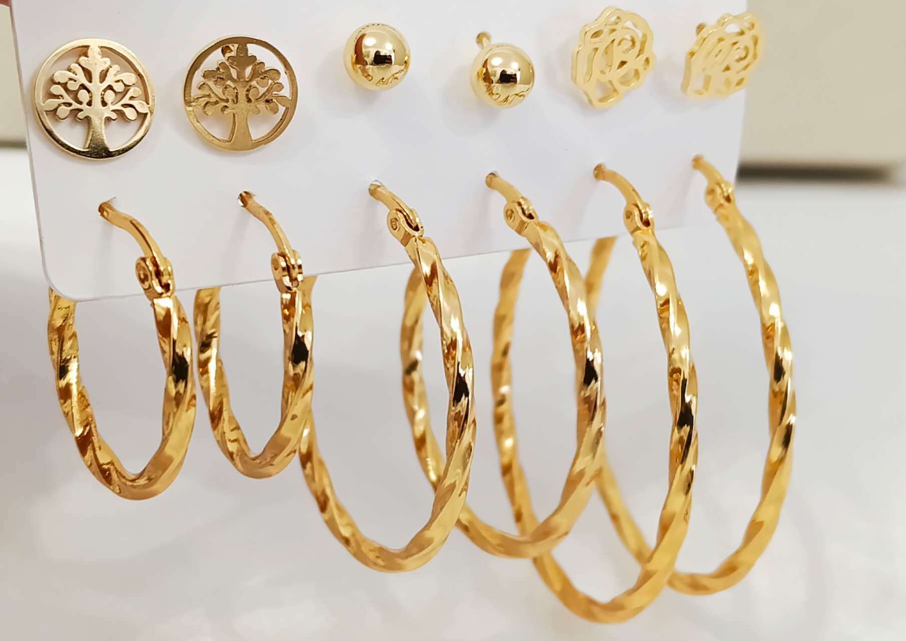 Set of 6 pairs of 18K gold-plated stainless steel earrings