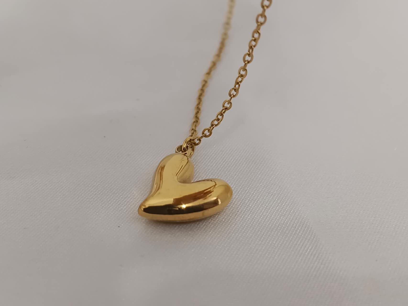 Heart necklace with zirconia, stainless steel, 18K gold PVD plated